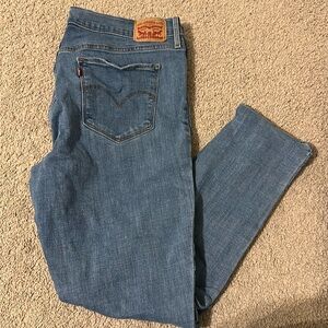 Levi’s: 311 Shaping Skinny
